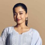 ৪০০ সুবিধাবঞ্চিত পরিবার দত্তক নেওয়ার ঘোষণা রাশমিকা মান্দানার
